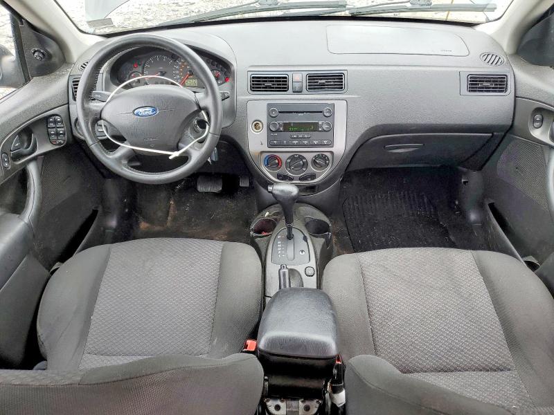 Продажа на аукционе авто 2005 Ford Focus, vin: 3FAFP37N25R146759, номер лота: 52710396