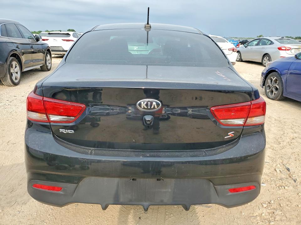 52680646 :رقم المزاد ، 3KPA24AD9LE328262 vin ، 2020 Kia Rio مزاد بيع