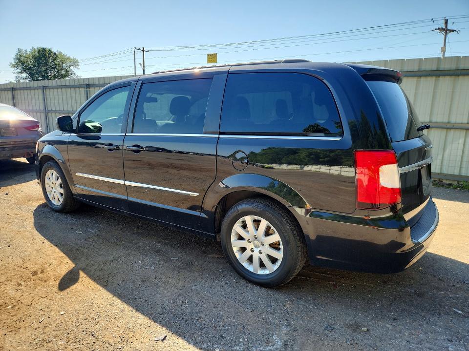 2015 Chrysler Town & Country მანქანა იყიდება აუქციონზე, vin: 2C4RC1BG5FR526282, აუქციონის ნომერი: 53588096