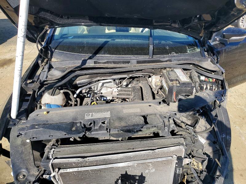 52410026 :رقم المزاد ، 3VWDB7AJ4HM250181 vin ، 2017 Volkswagen Jetta مزاد بيع