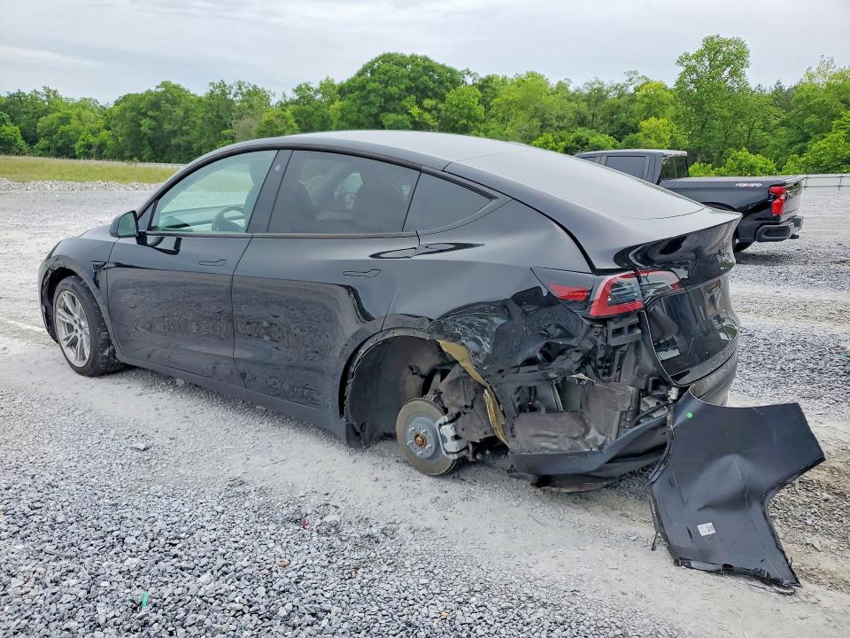 52196086 :رقم المزاد ، 7SAYGDEE8PF684028 vin ، 2023 Tesla Model Y مزاد بيع