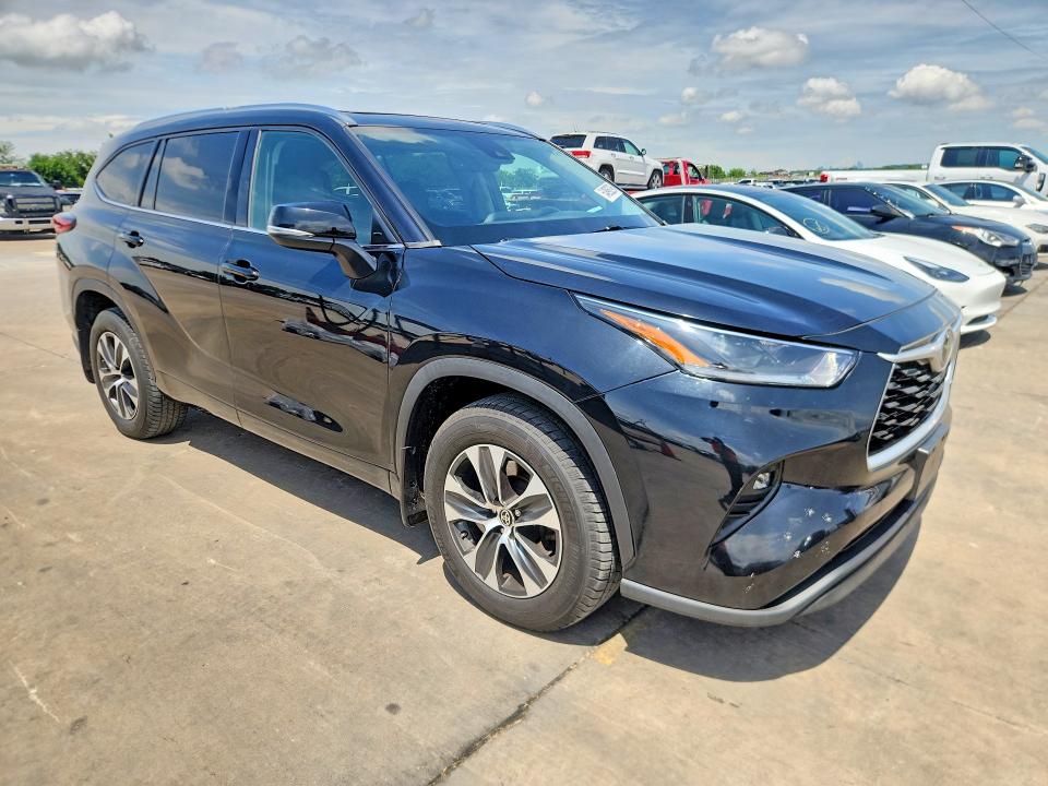 Aukcja sprzedaży 2021 Toyota Highlander, vin: 5TDGZRBHXMS120399, numer aukcji: 54896296