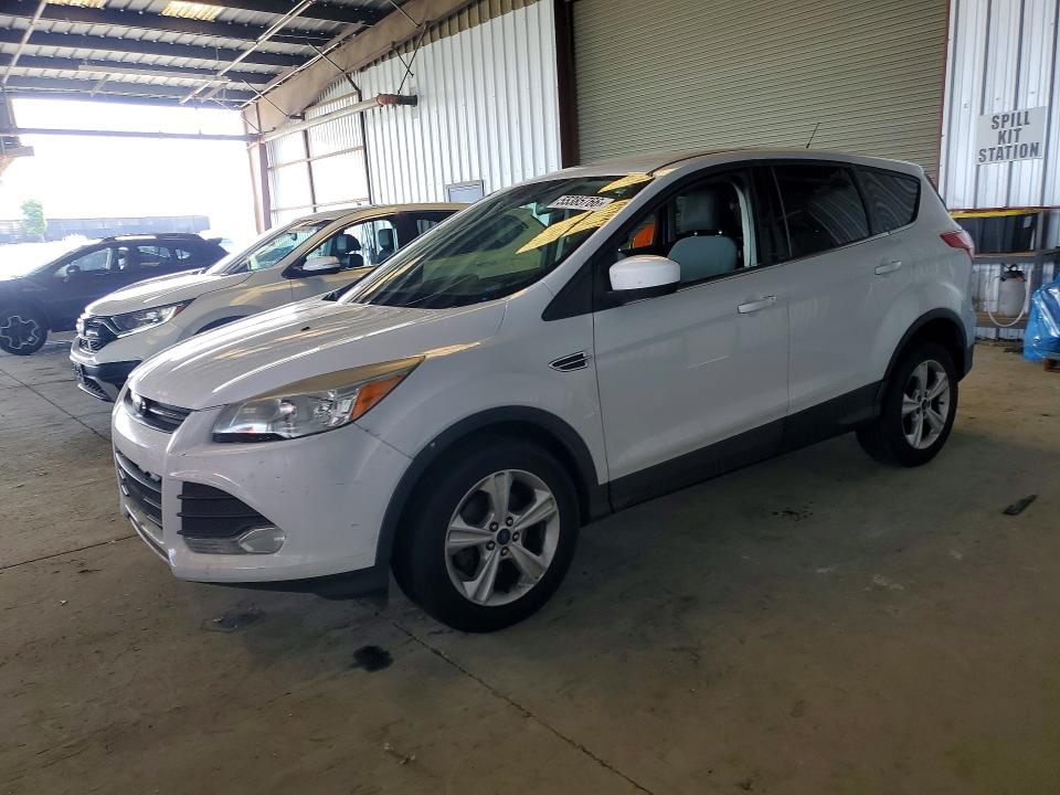 Auction sale of the 2015 Ford Escape, vin: 1FMCU0GX3FUA63272, lot number: 55385766