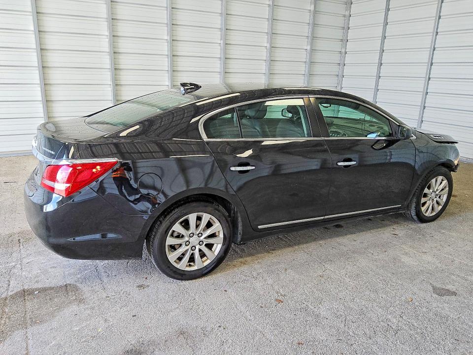 Продажа на аукционе авто 2016 Buick Lacrosse, vin: 1G4GA5GR3GF181918, номер лота: 57447386