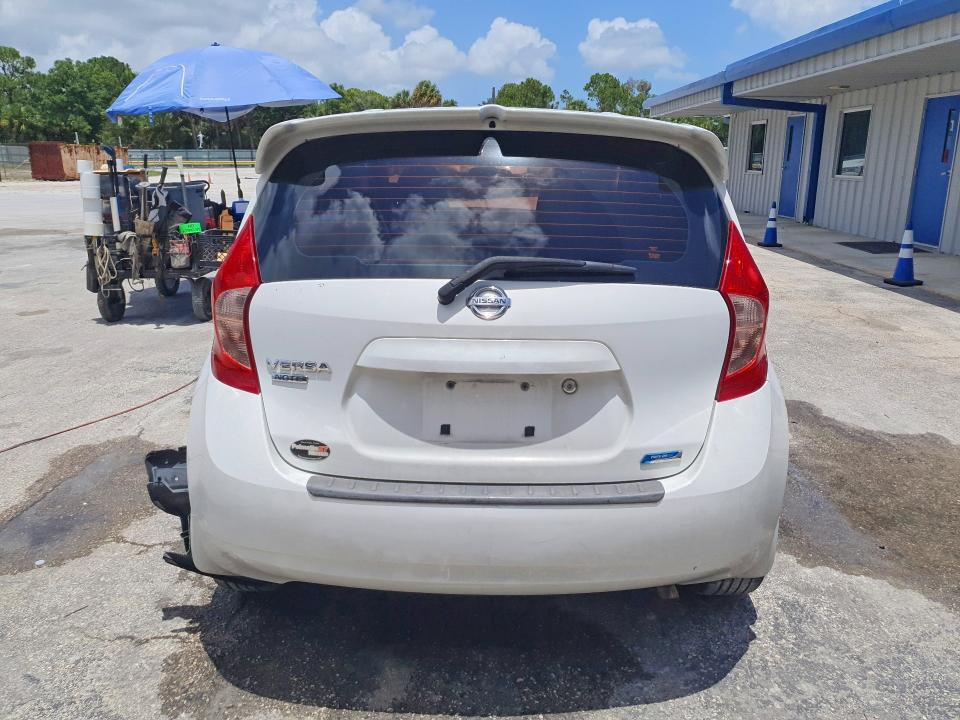 2015 Nissan Versa Note მანქანა იყიდება აუქციონზე, vin: 3N1CE2CP4FL448825, აუქციონის ნომერი: 54880186