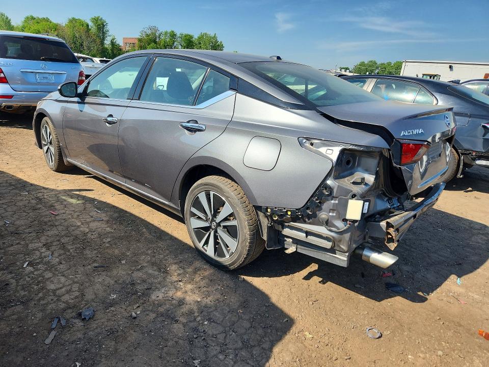 53882366 :رقم المزاد ، 1N4BL4DW0KN302664 vin ، 2019 Nissan Altima مزاد بيع