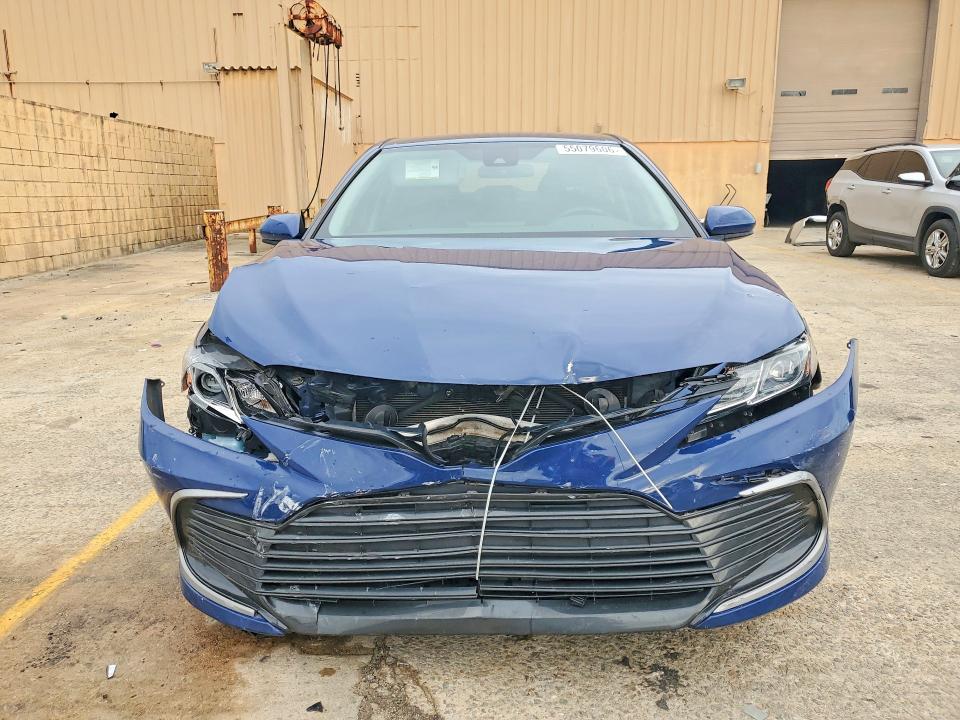 55079606 :رقم المزاد ، 4T1C11AK5PU134114 vin ، 2023 Toyota Camry مزاد بيع