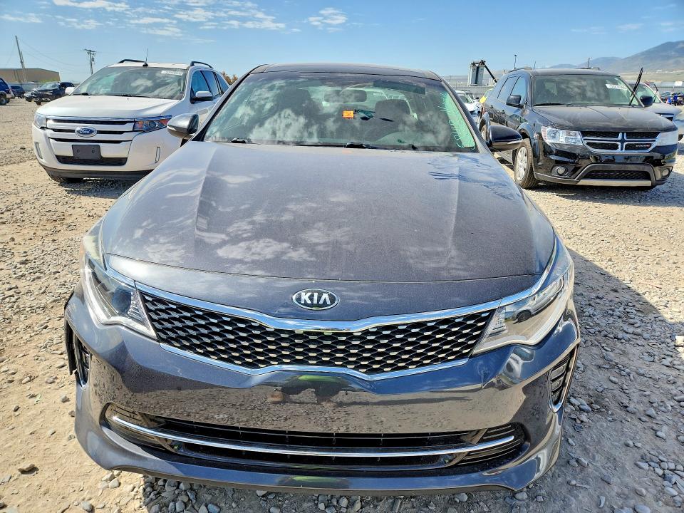 Продажа на аукционе авто 2018 Kia Optima, vin: 5XXGT4L39JG245737, номер лота: 52745886
