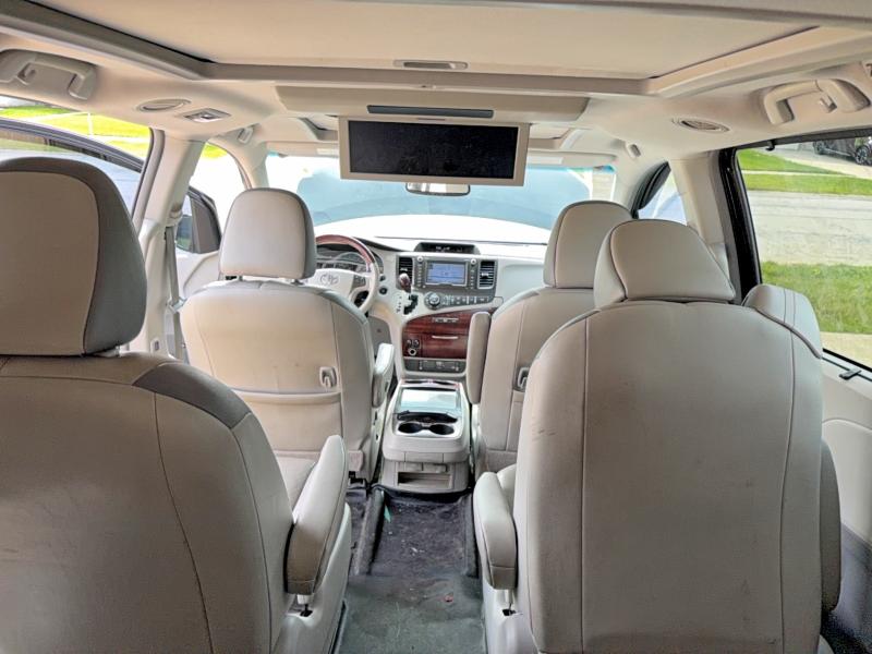 54927136 :رقم المزاد ، 5TDDK3DC6BS025325 vin ، 2011 Toyota Sienna مزاد بيع