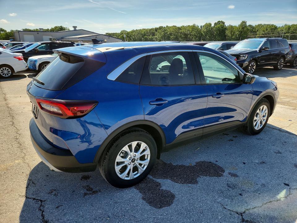 Продаж на аукціоні авто 2023 Ford Escape, vin: 1FMCU0GN0PUA77209, номер лоту: 54601436