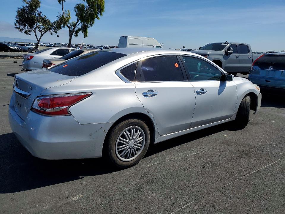 53469866 :رقم المزاد ، 1N4AL3AP3FN889614 vin ، 2015 Nissan Altima مزاد بيع