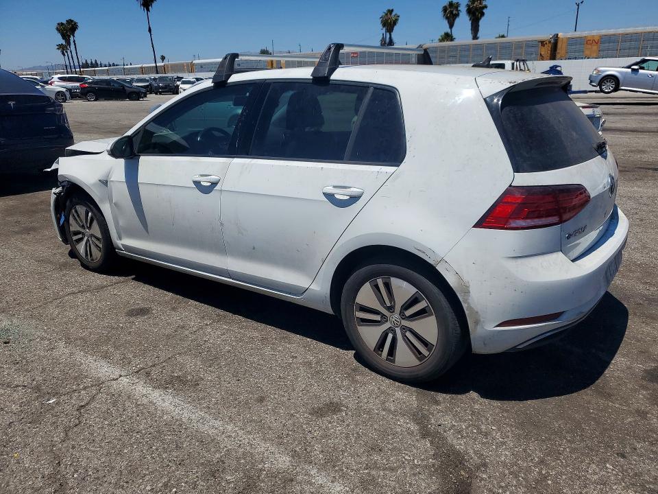53119056 :رقم المزاد ، WVWKR7AU8HW950561 vin ، 2017 Volkswagen E-golf مزاد بيع