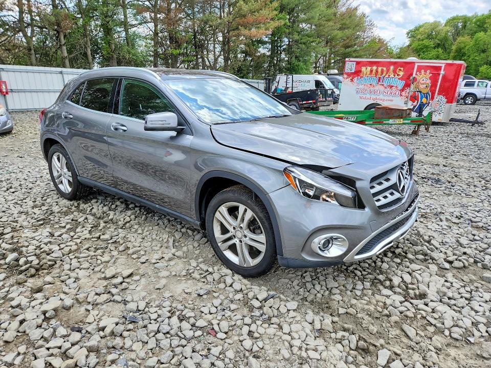 2018 Mercedes-benz Gla მანქანა იყიდება აუქციონზე, vin: WDCTG4GB0JJ372967, აუქციონის ნომერი: 52949506