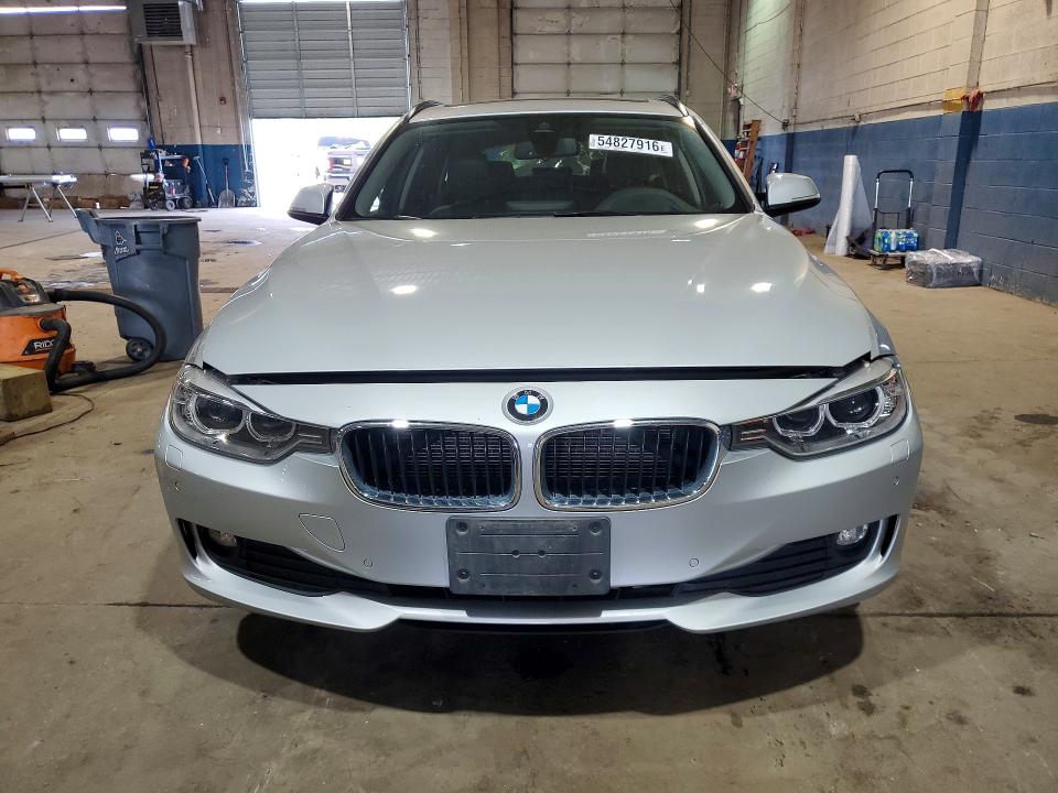 2014 Bmw 328 მანქანა იყიდება აუქციონზე, vin: WBA3K5C55EKT33556, აუქციონის ნომერი: 54827916