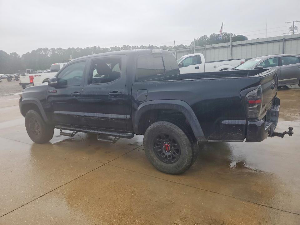 Продаж на аукціоні авто 2018 Toyota Tacoma, vin: 5TFCZ5ANXJX134632, номер лоту: 49489096