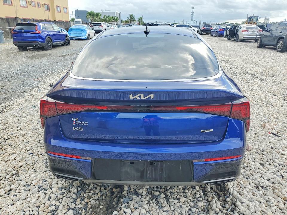 2025 Kia K5 მანქანა იყიდება აუქციონზე, vin: KNAG64J73S5388747, აუქციონის ნომერი: 55341016