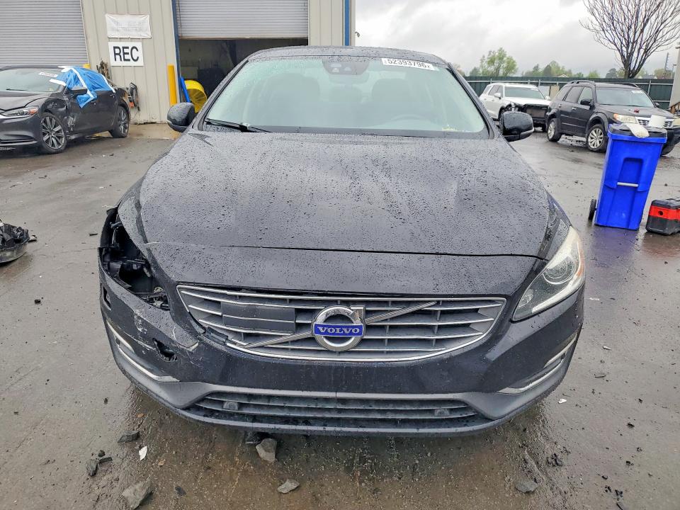 2017 Volvo S60 მანქანა იყიდება აუქციონზე, vin: LYV402TM6HB128639, აუქციონის ნომერი: 52393796