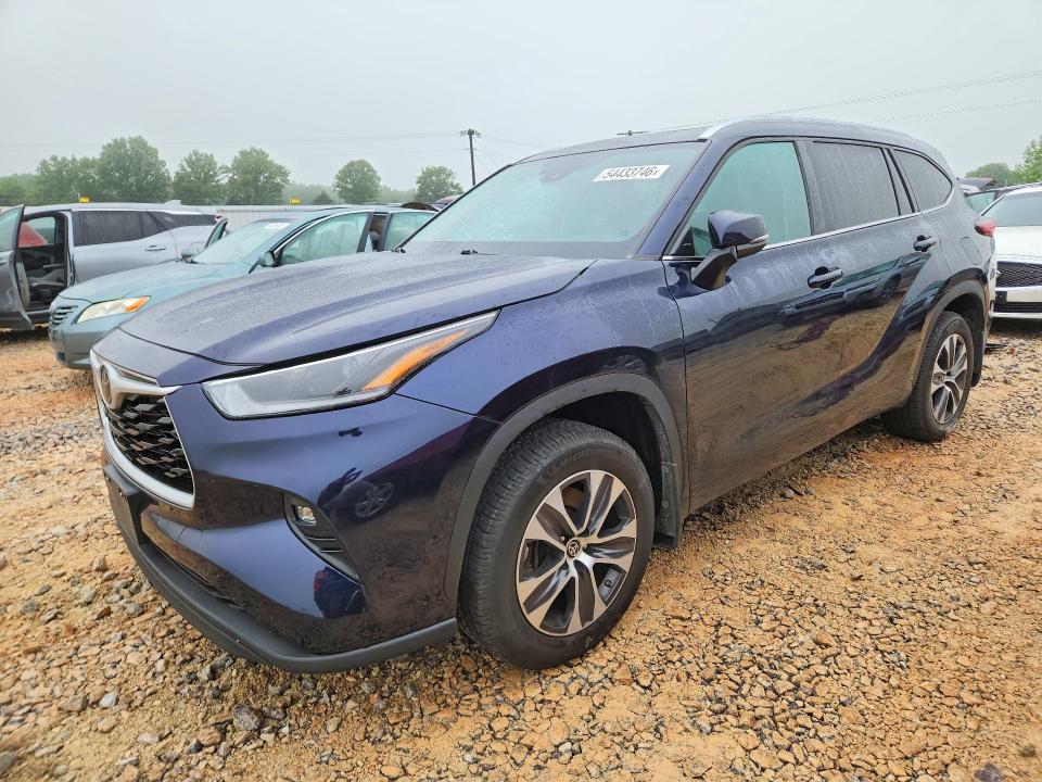 Aukcja sprzedaży 2021 Toyota Highlander, vin: 5TDGZRBH2MS557796, numer aukcji: 54433746