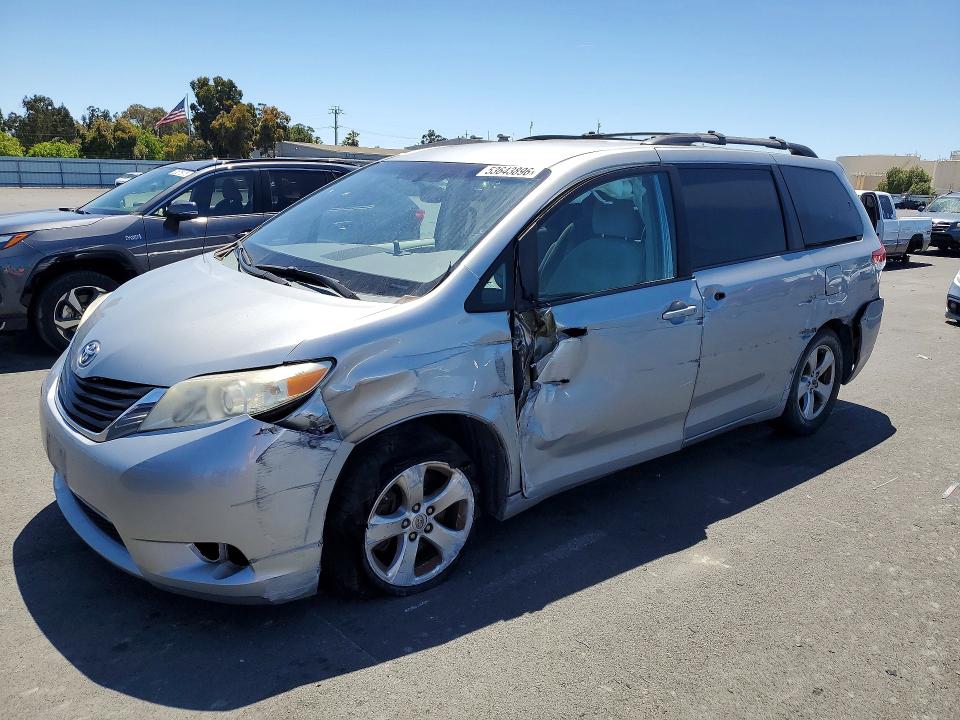 Auction sale of the 2014 Toyota Sienna, vin: 5TDKK3DC4ES484459, lot number: 53643896