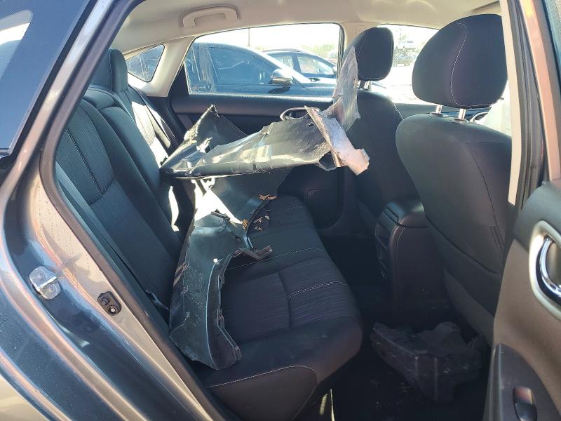 Продажа на аукционе авто 2018 Nissan Sentra, vin: 3N1AB7AP4JY213174, номер лота: 52752626