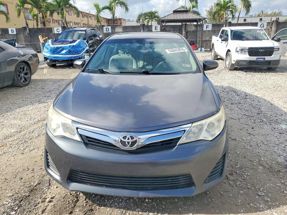 2014 Toyota Camry მანქანა იყიდება აუქციონზე, vin: 4T1BF1FK8EU457916, აუქციონის ნომერი: 55042816