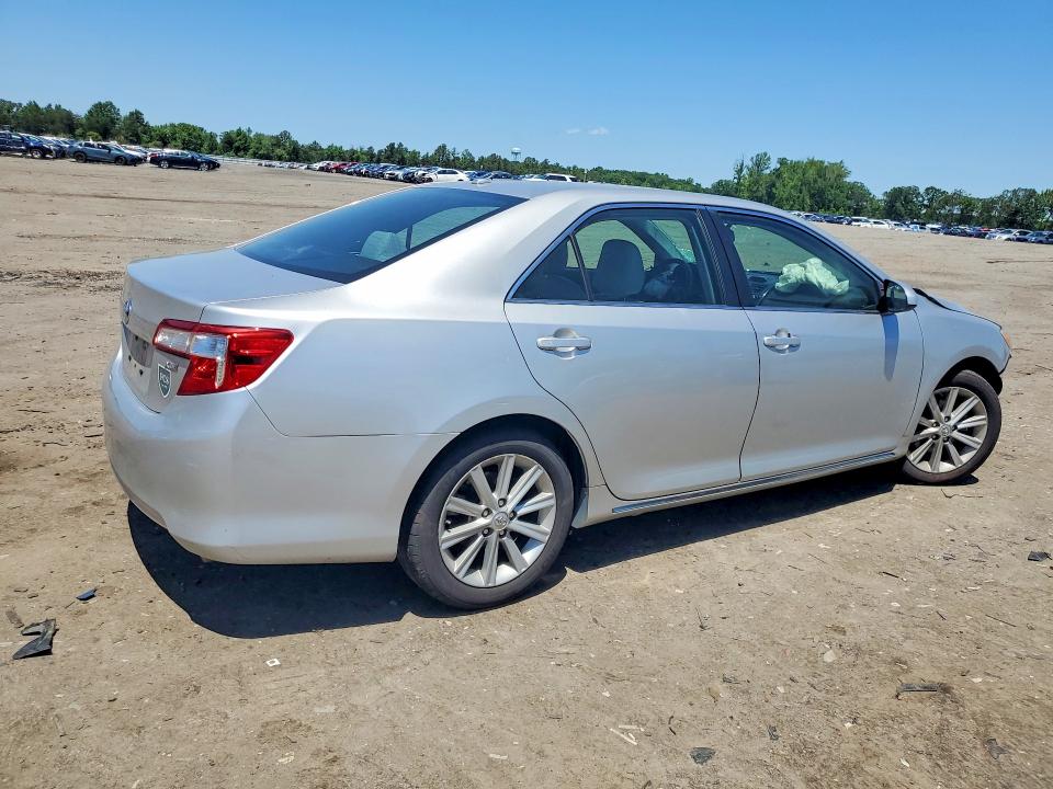 2014 Toyota Camry მანქანა იყიდება აუქციონზე, vin: 4T4BF1FK7ER371003, აუქციონის ნომერი: 55206836