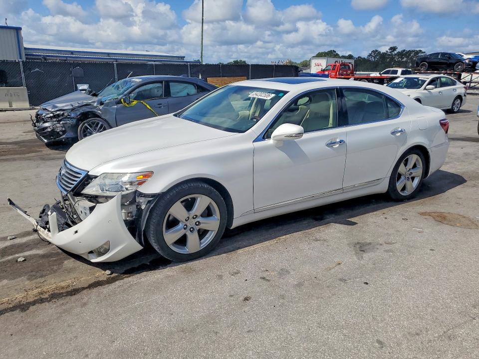 54202506 :رقم المزاد ، JTHBL5EFXA5101429 vin ، 2010 Lexus Ls مزاد بيع