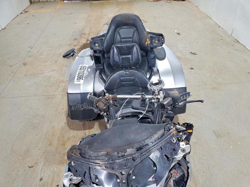 Продажа на аукционе авто 2015 Honda Gl1800, vin: JH2SC68G1FK300557, номер лота: 55010396