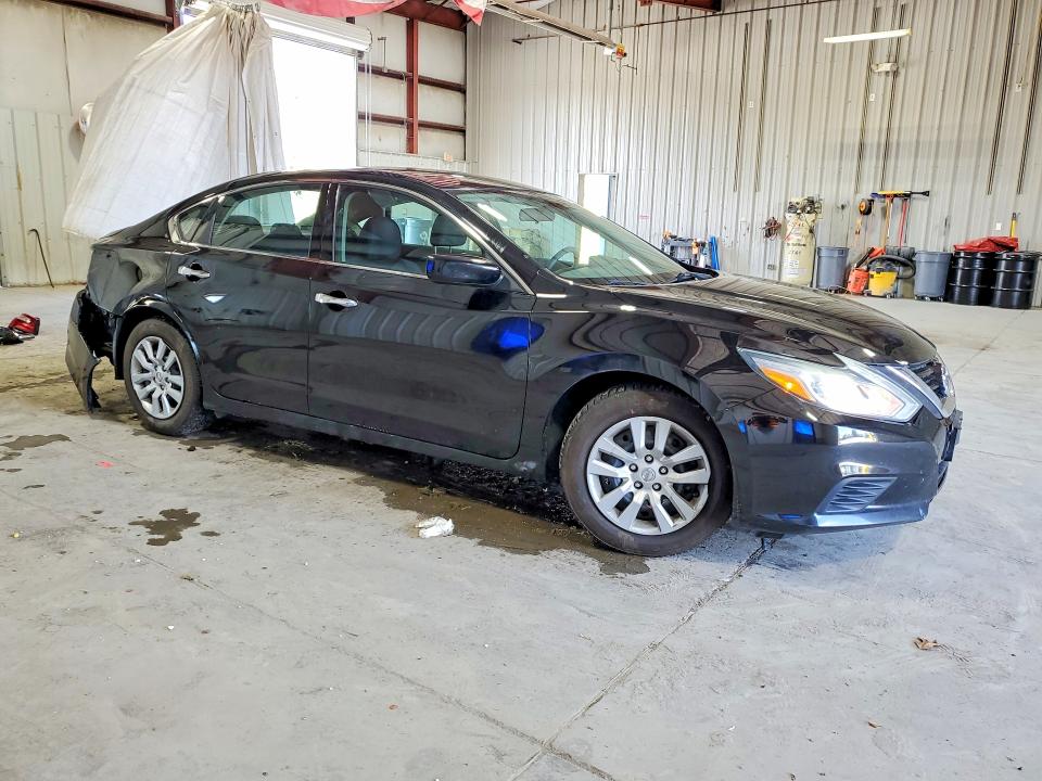 51827006 :رقم المزاد ، 1N4AL3APXJC110990 vin ، 2018 Nissan Altima مزاد بيع