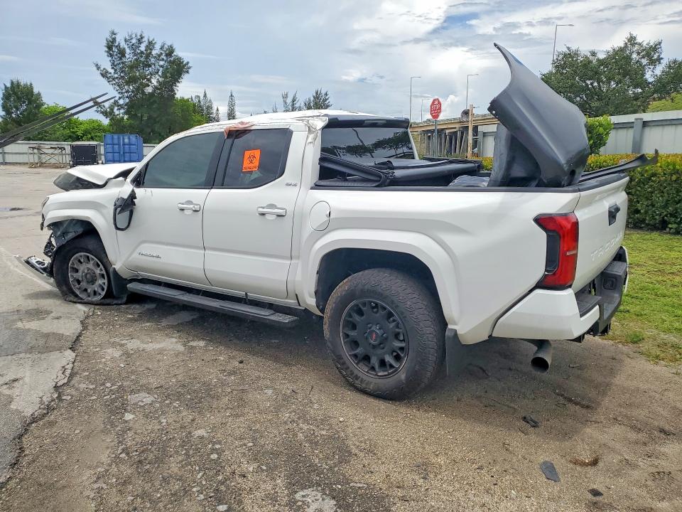 2026 Toyota Tacoma მანქანა იყიდება აუქციონზე, vin: 3TMKB5FN5TM064748, აუქციონის ნომერი: 55149366