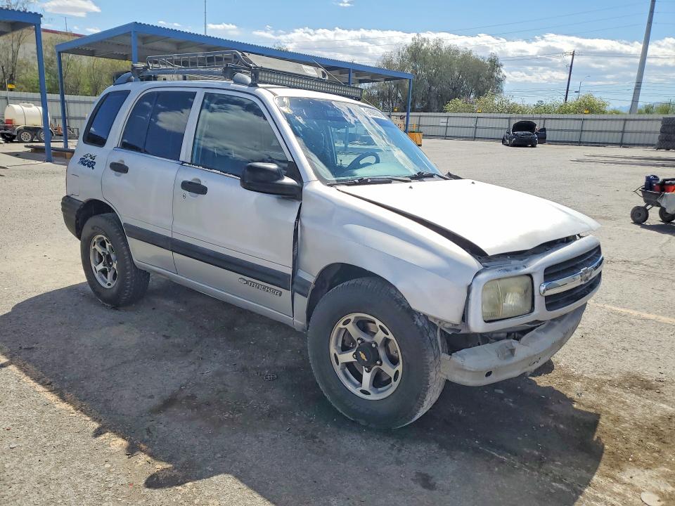 51693206 :رقم المزاد ، 2CNBJ13C0Y6939603 vin ، 2000 Chevrolet Tracker مزاد بيع