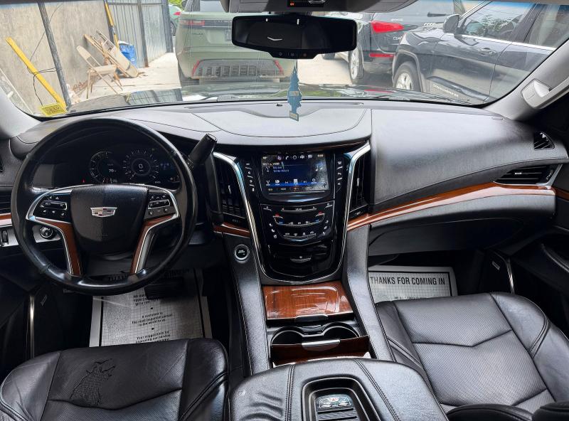 53417346 :رقم المزاد ، 1GYS4GKJ6JR188154 vin ، 2018 Cadillac Escalade مزاد بيع