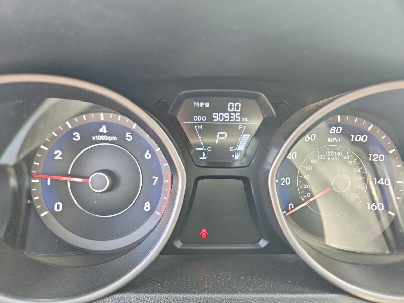 54007876 :رقم المزاد ، 5NPDH4AE4DH284995 vin ، 2013 Hyundai Elantra مزاد بيع