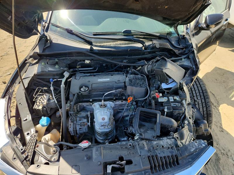 53562626 :رقم المزاد ، 1HGCR2F34HA237985 vin ، 2017 Honda Accord مزاد بيع