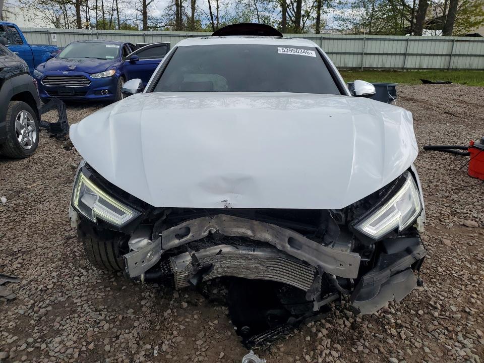 Продажа на аукционе авто 2018 Audi S4, vin: WAUB4AF42JA002869, номер лота: 53950346