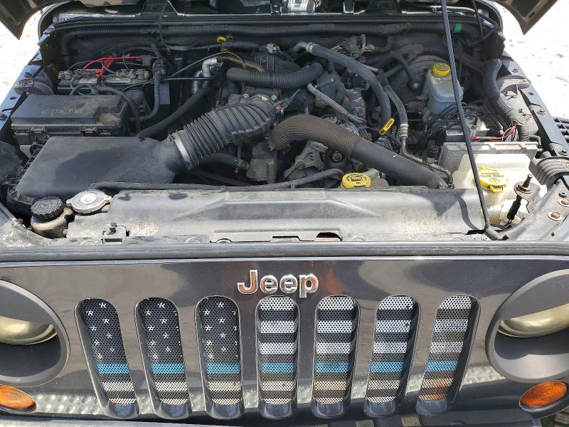 53131186 :رقم المزاد ، 1J4BA5H18AL156331 vin ، 2010 Jeep Wrangler Unlimited مزاد بيع