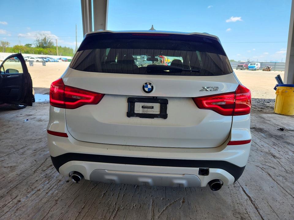 Продажа на аукционе авто 2018 Bmw X3, vin: 5UXTR9C58JLD57300, номер лота: 52313356