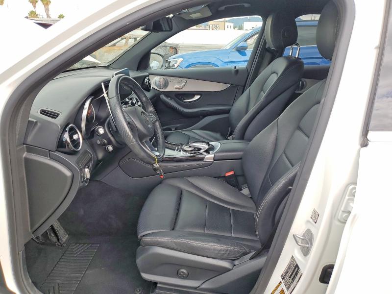 52535806 :رقم المزاد ، WDC0G4JB4HF143149 vin ، 2017 Mercedes-benz Glc مزاد بيع