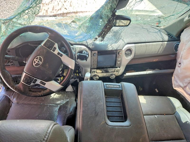54076066 :رقم المزاد ، 5TFSY5F16JX231380 vin ، 2018 Toyota Tundra مزاد بيع