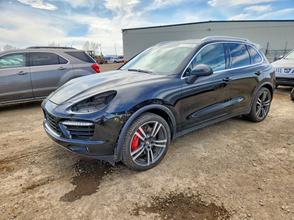 53576316 :رقم المزاد ، WP1AC2A26CLA83085 vin ، 2012 Porsche Cayenne مزاد بيع