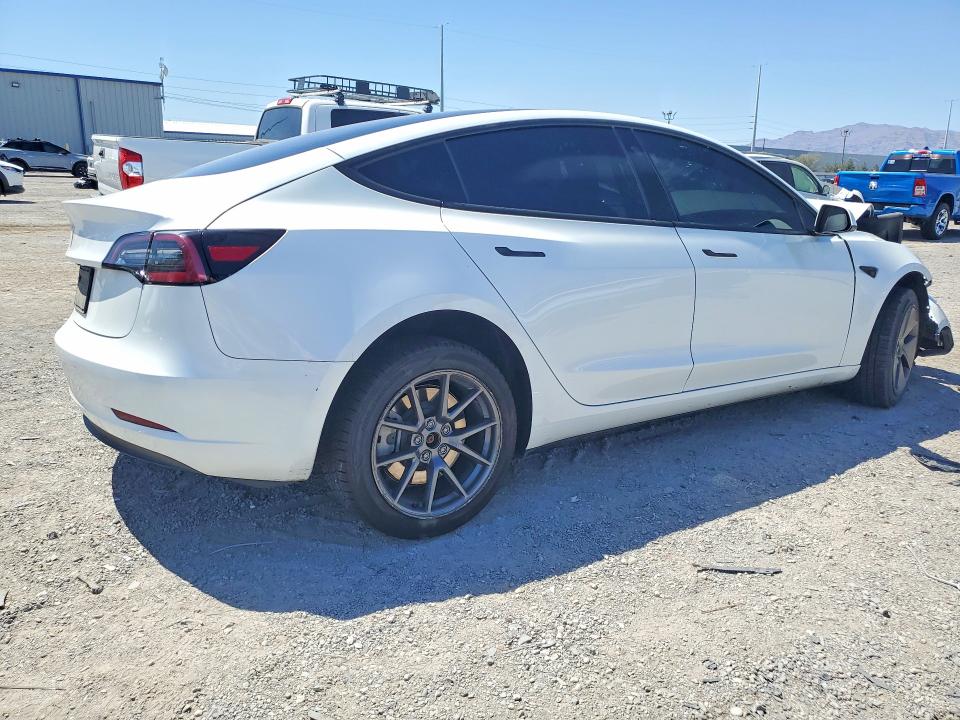 Продажа на аукционе авто 2023 Tesla Model 3, vin: 5YJ3E1EA1PF398661, номер лота: 55218606