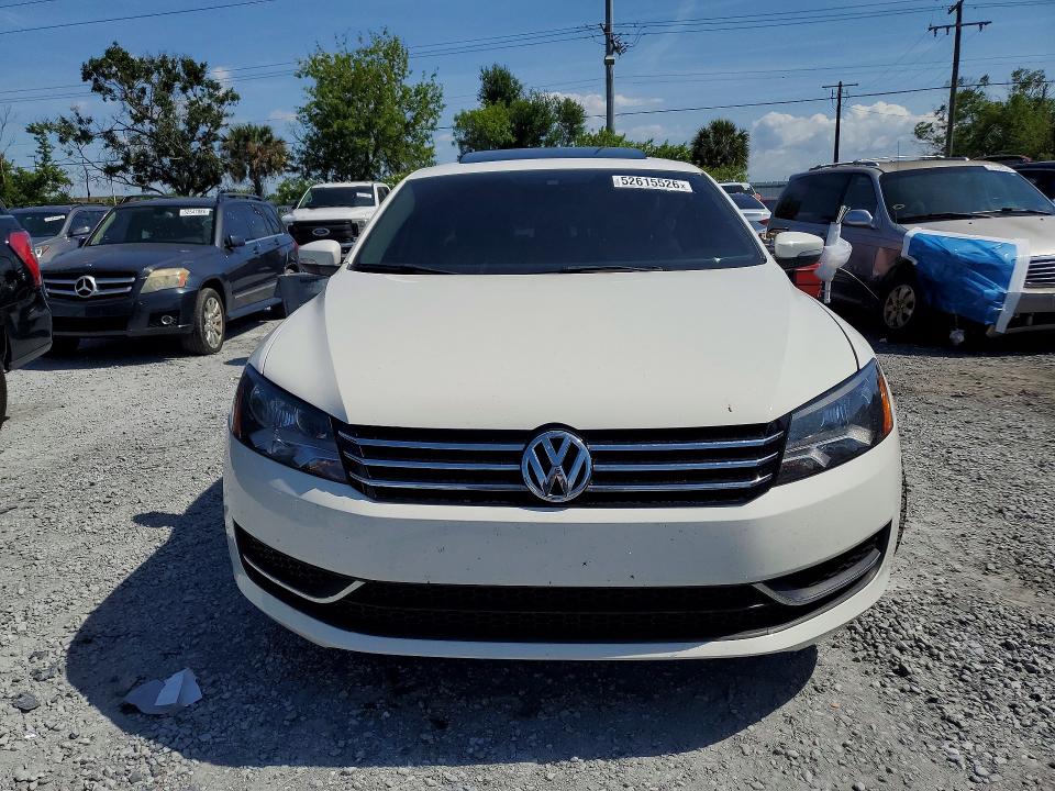 2014 Volkswagen Passat მანქანა იყიდება აუქციონზე, vin: 1VWBT7A32EC109564, აუქციონის ნომერი: 52615526