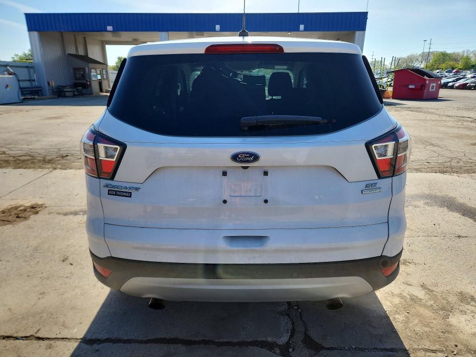 52296756 :رقم المزاد ، 1FMCU0GD7HUB41819 vin ، 2017 Ford Escape مزاد بيع