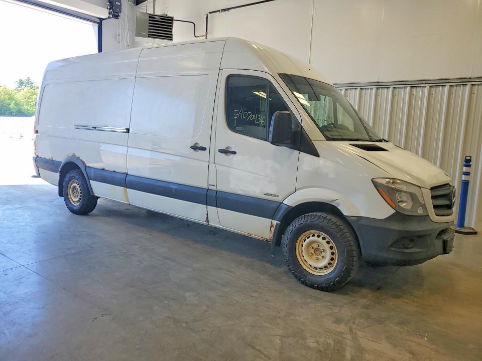 2015 Mercedes-benz Sprinter მანქანა იყიდება აუქციონზე, vin: WD3PE8DB2FP133427, აუქციონის ნომერი: 54070436