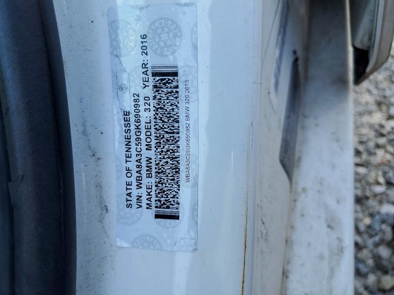 78777405 :رقم المزاد ، WBA8A3C59GK690982 vin ، 2016 Bmw 320 مزاد بيع