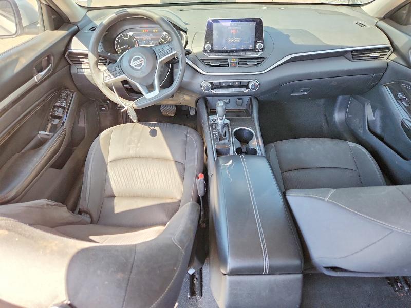 52221626 :رقم المزاد ، 1N4BL4DV6MN324713 vin ، 2021 Nissan Altima مزاد بيع