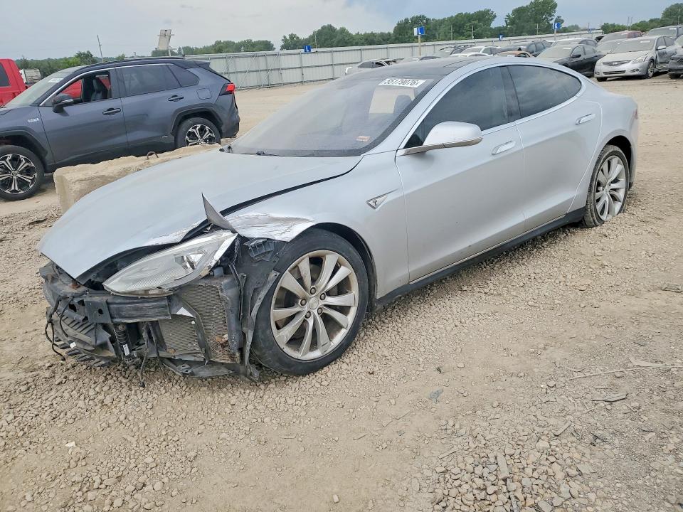 Продажа на аукционе авто 2014 Tesla Model S, vin: 5YJSA1H18EFP45077, номер лота: 55179076