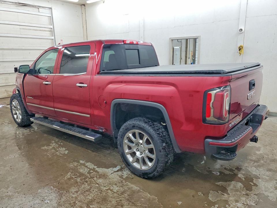 53740256 :رقم المزاد ، 3GTU2PEC3JG586858 vin ، 2018 Gmc Sierra مزاد بيع