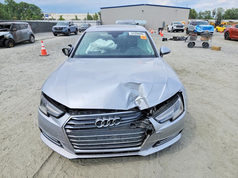 54390886 :رقم المزاد ، WAUANAF48HN031367 vin ، 2017 Audi A4 مزاد بيع