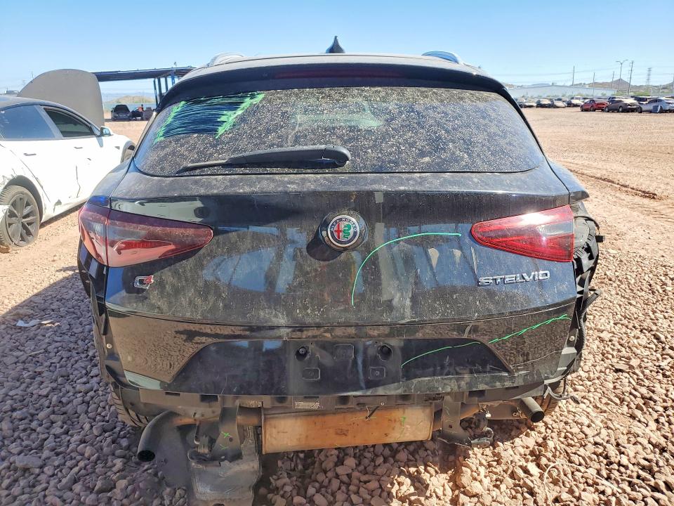 2018 Alfa Romeo Stelvio მანქანა იყიდება აუქციონზე, vin: ZASFAKBNXJ7B71396, აუქციონის ნომერი: 52936596